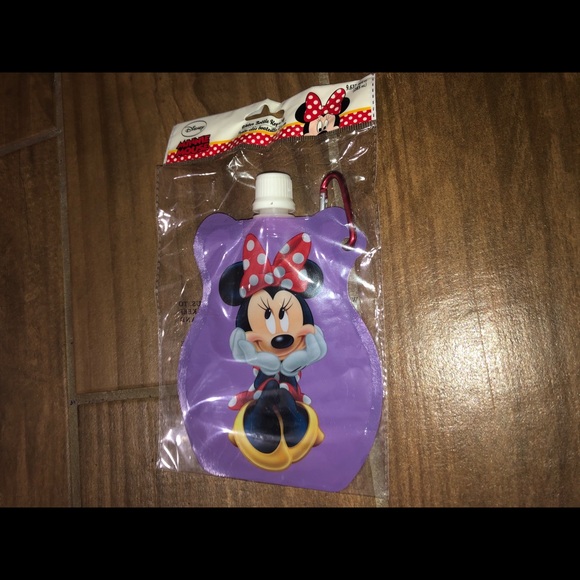 Minnie Mouse water bottle with key ring. - Picture 2 of 3